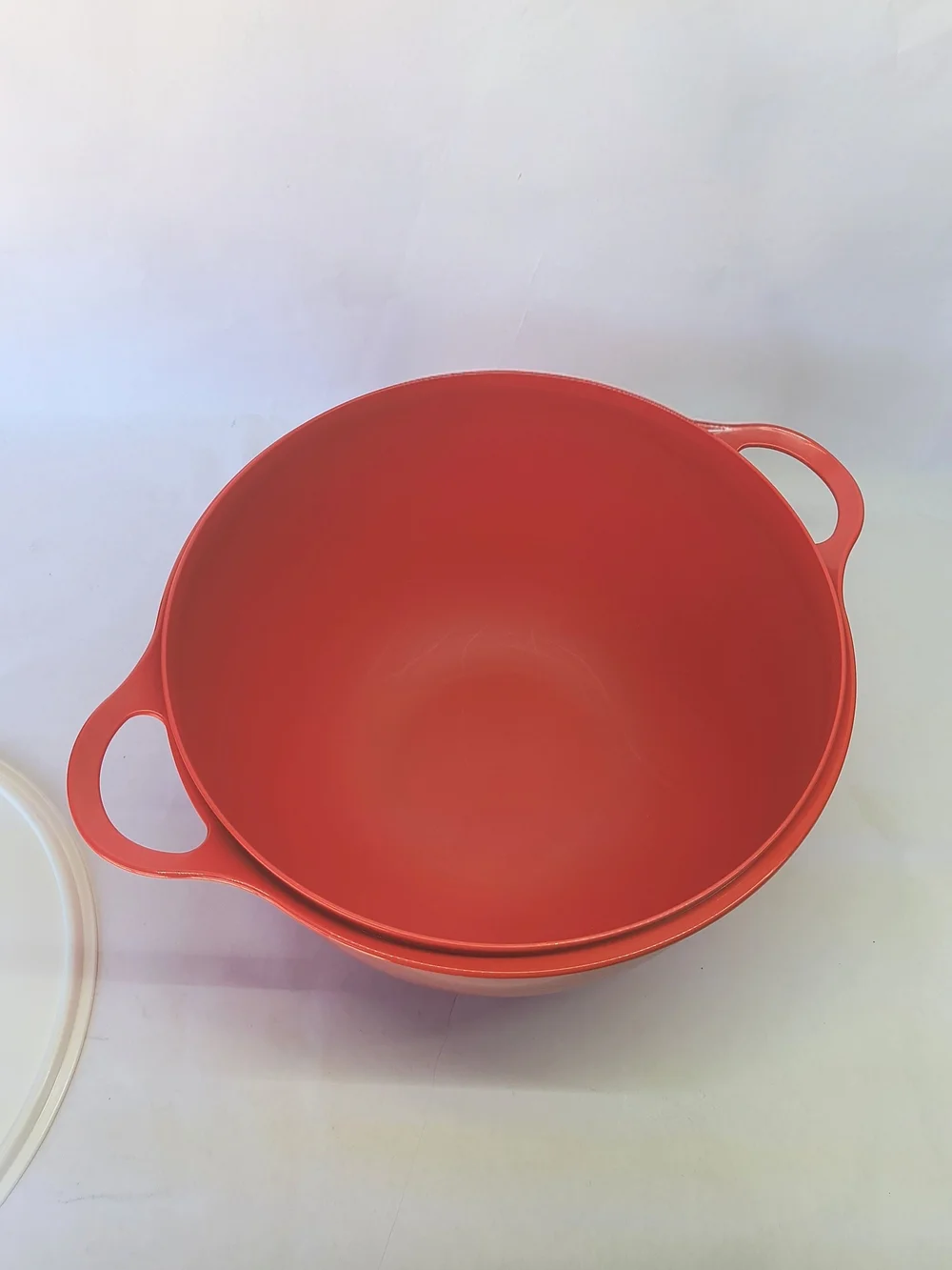 Tupperware brand size